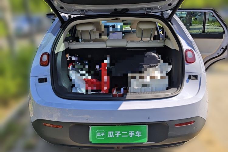 Used firefly 2025 Illuminated Edition Trunk