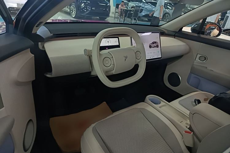 Used firefly 2025 Free Edition Center Console