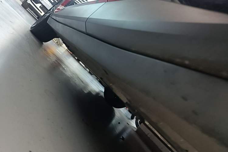 Used firefly 2025 Illuminated Edition Left Side Sill