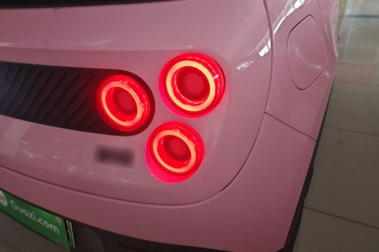 Used firefly 2025 Free Edition Right Rear Taillight