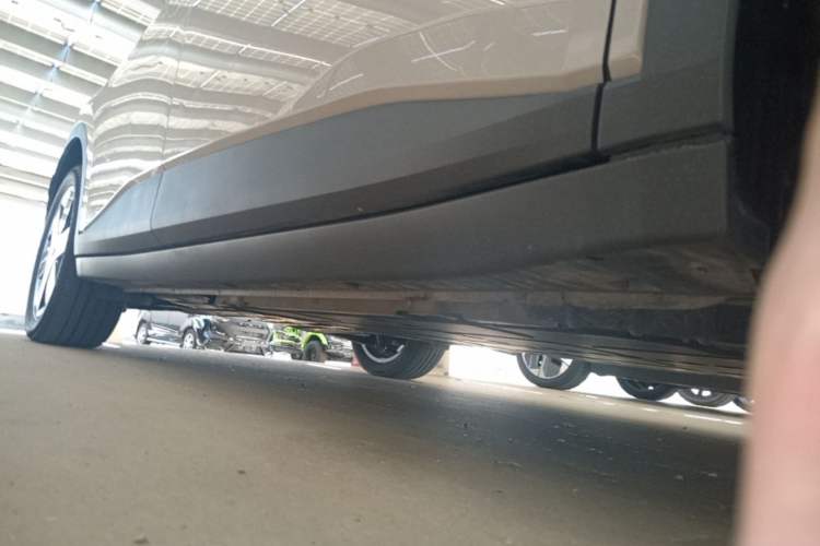 Used firefly 2025 Illuminated Edition Right Side Sill