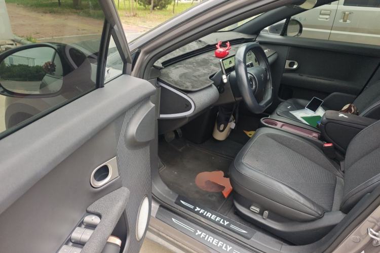 Used firefly 2025 Free Edition Driver Seat