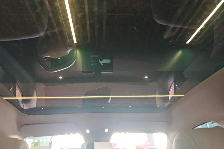 Used firefly 2025 Illuminated Edition Headliner