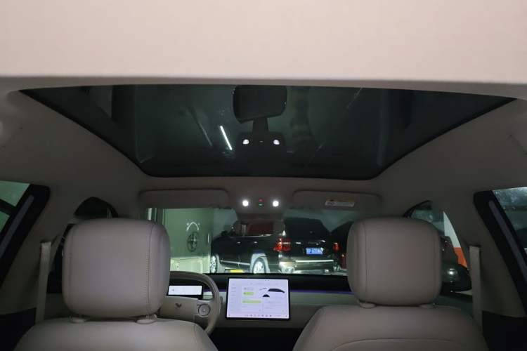 Used firefly 2025 Illuminated Edition Headliner