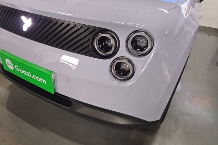 Used firefly 2025 Illuminated Edition Left Front Headlight