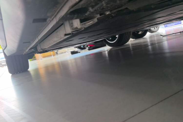 Used firefly 2025 Illuminated Edition Left Side Sill