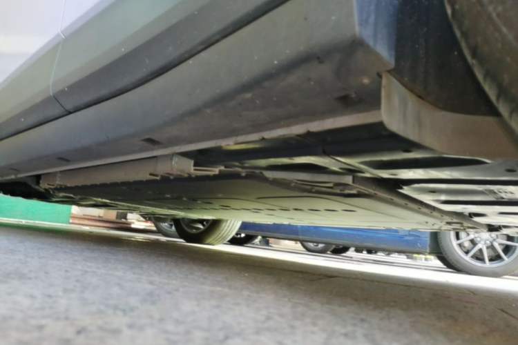 Used firefly 2025 Illuminated Edition Left Side Sill