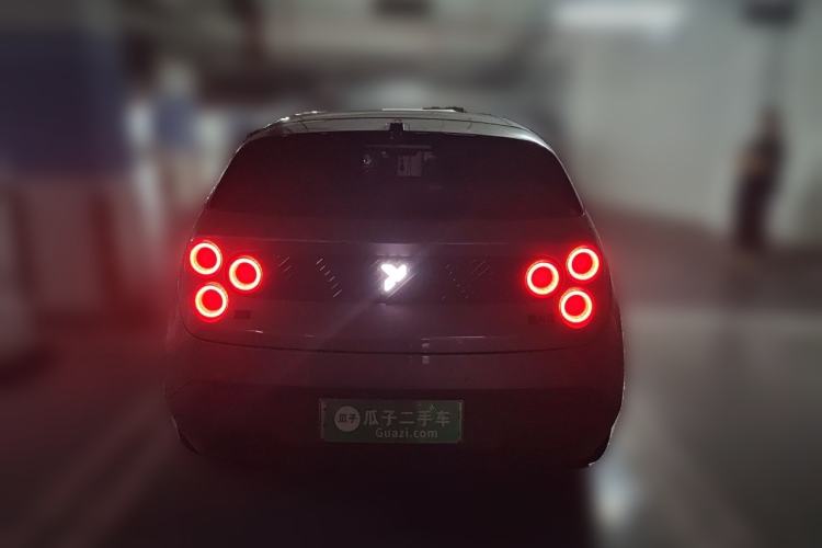 Used firefly 2025 Illuminated Edition Rear