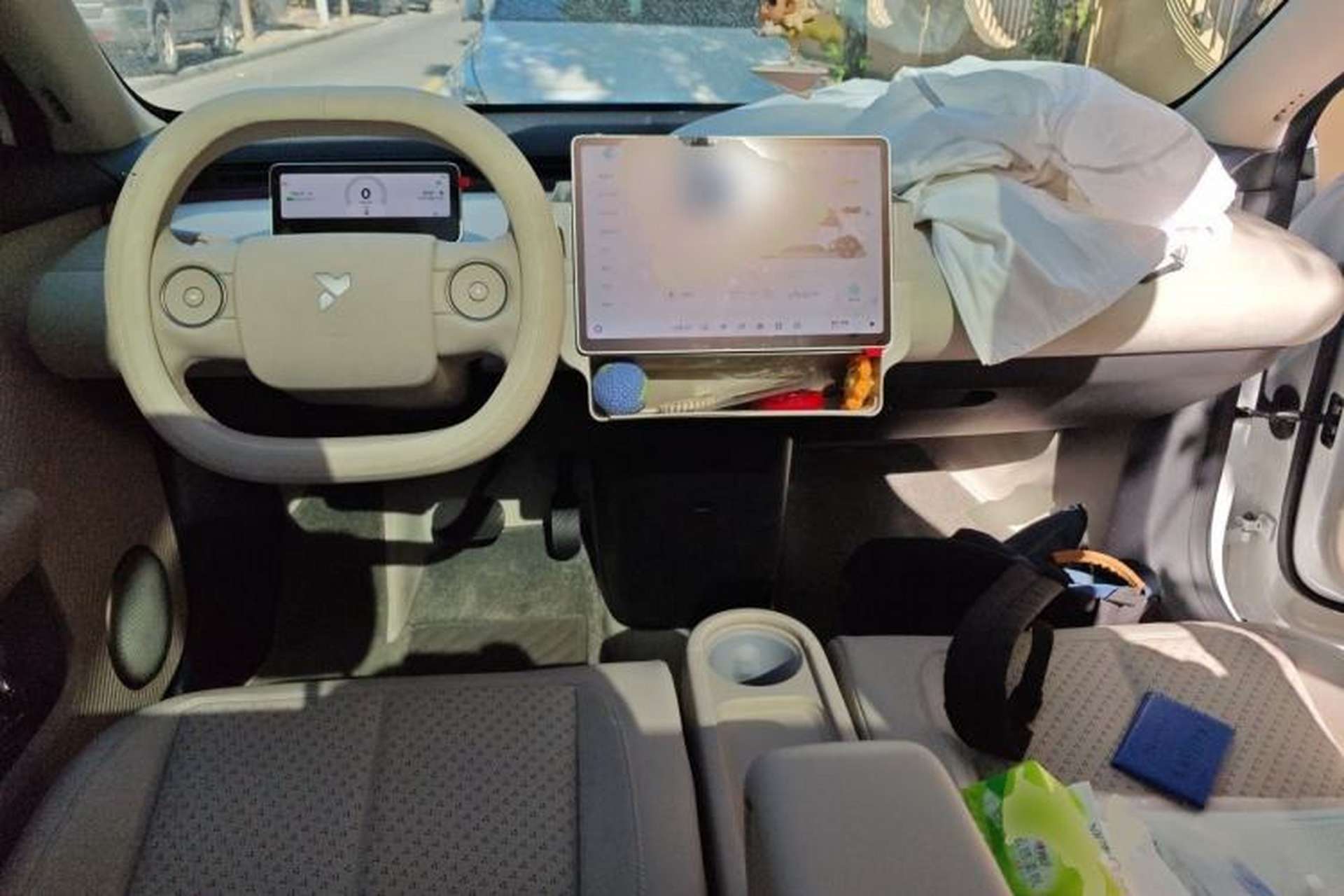Used firefly 2025 Illuminated Edition Center Console
