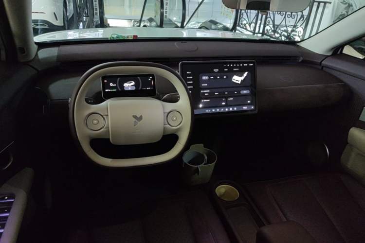 Used firefly 2025 Illuminated Edition Center Console