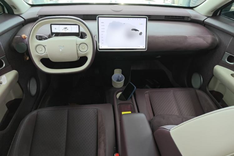 Used firefly 2025 Illuminated Edition Center Console