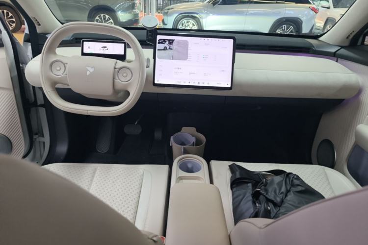 Used firefly 2025 Illuminated Edition Center Console
