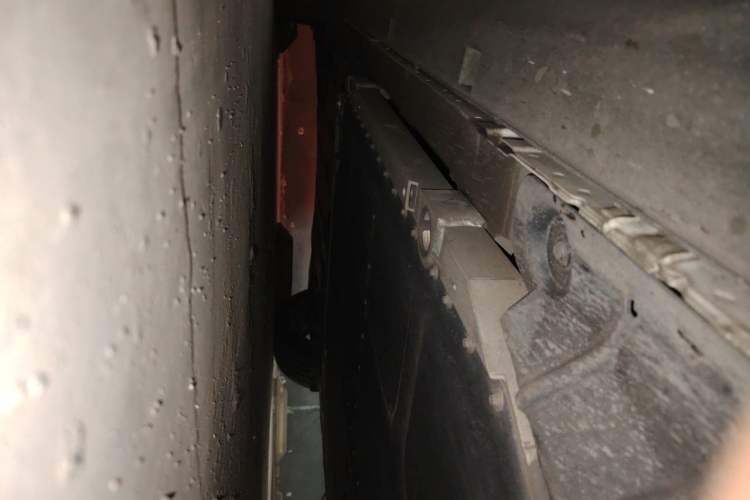 Used firefly 2025 Illuminated Edition Chassis Front Right