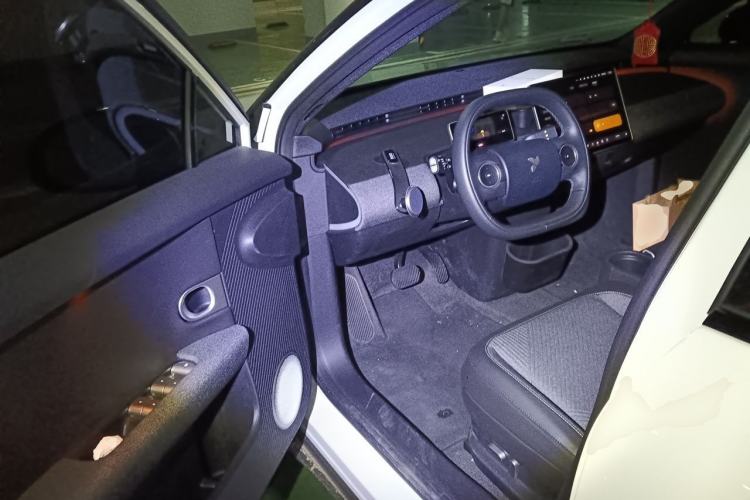 Used firefly 2025 Free Edition Driver Seat