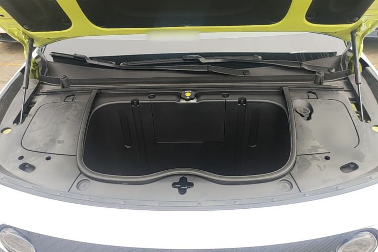 Used firefly 2025 Free Edition Engine Bay