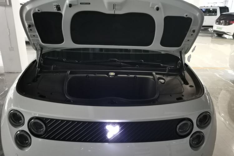 Used firefly 2025 Illuminated Edition Engine Bay