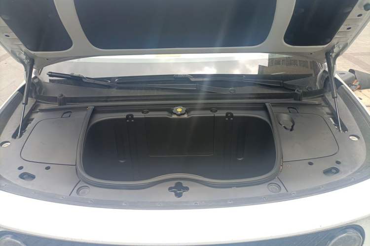 Used firefly 2025 Free Edition Engine Bay