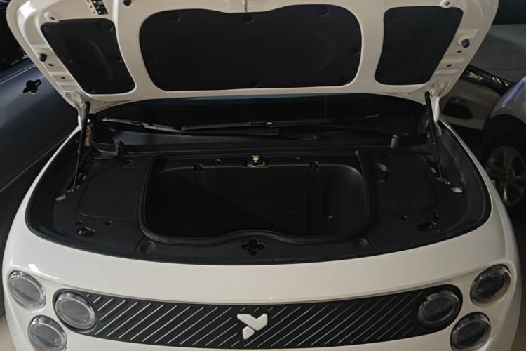 Used firefly 2025 Free Edition Engine Bay