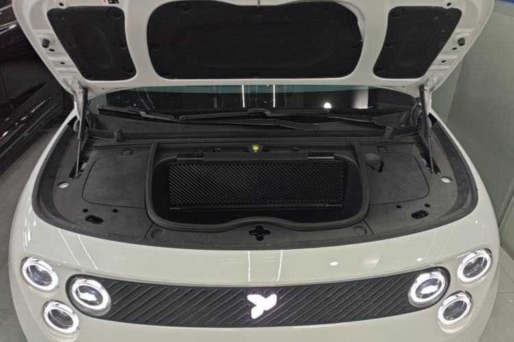 Used firefly 2025 Illuminated Edition Engine Bay