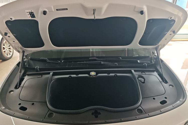 Used firefly 2025 Illuminated Edition Engine Bay