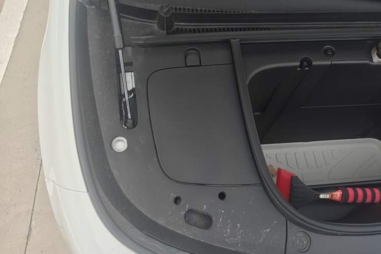 Used firefly 2025 Illuminated Edition Engine Bay Right