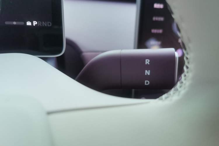 Used firefly 2025 Illuminated Edition Gear Lever