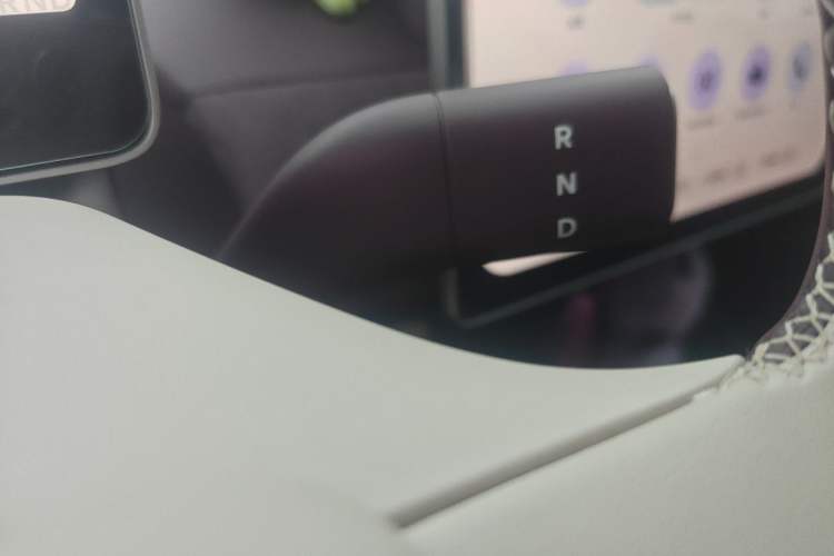 Used firefly 2025 Illuminated Edition Gear Lever