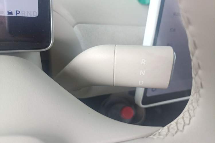 Used firefly 2025 Illuminated Edition Gear Lever
