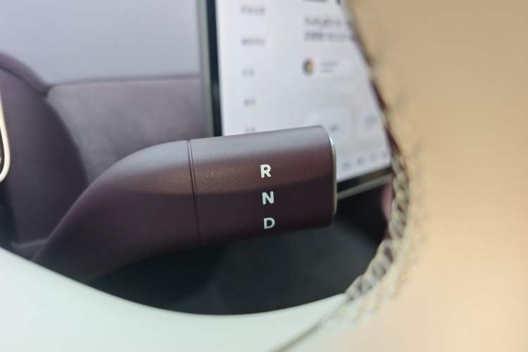 Used firefly 2025 Illuminated Edition Gear Lever