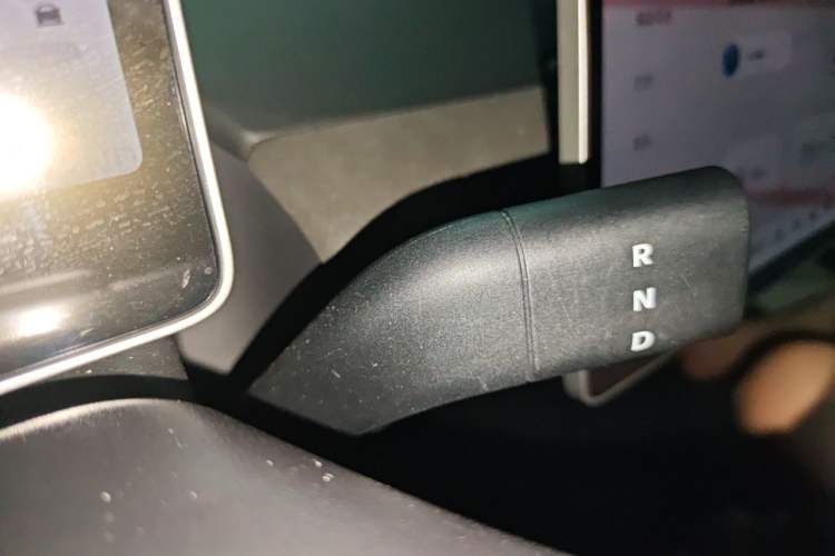 Used firefly 2025 Illuminated Edition Gear Lever