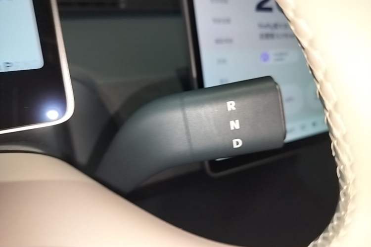 Used firefly 2025 Illuminated Edition Gear Lever