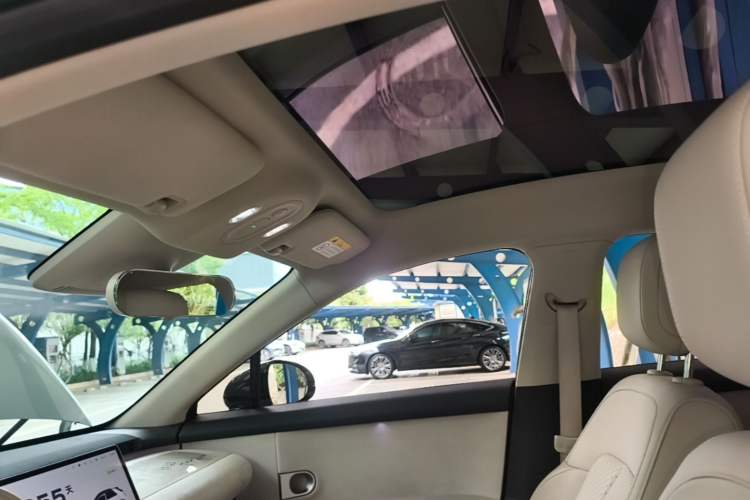 Used firefly 2025 Illuminated Edition Headliner