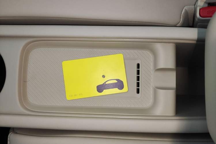 Used firefly 2025 Illuminated Edition Interior 1