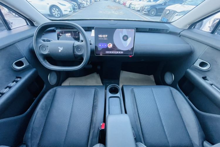 Used firefly 2025 Illuminated Edition Interior 1
