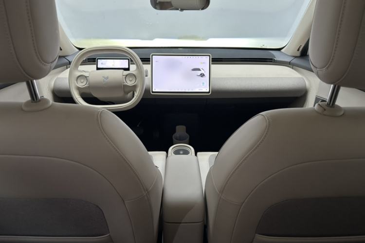 Used firefly 2025 Free Edition Interior 2