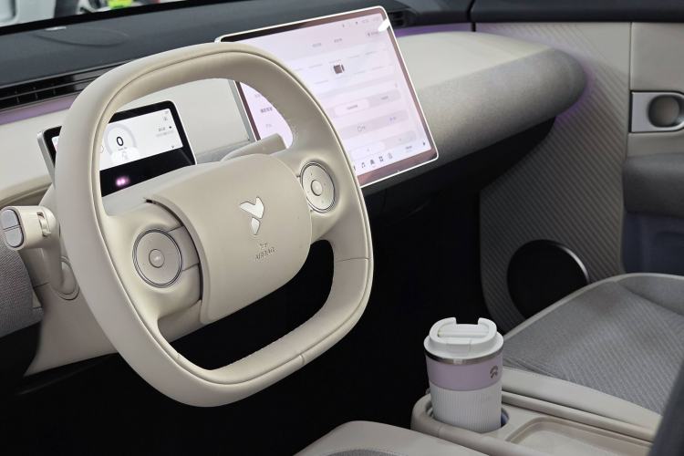 Used firefly 2025 Free Edition Interior 2