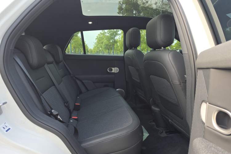 Used firefly 2025 Free Edition Interior 3