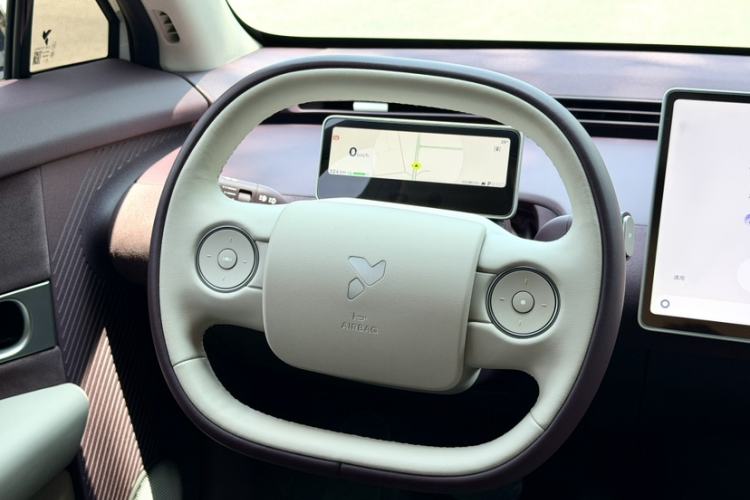 Used firefly 2025 Illuminated Edition Interior 5