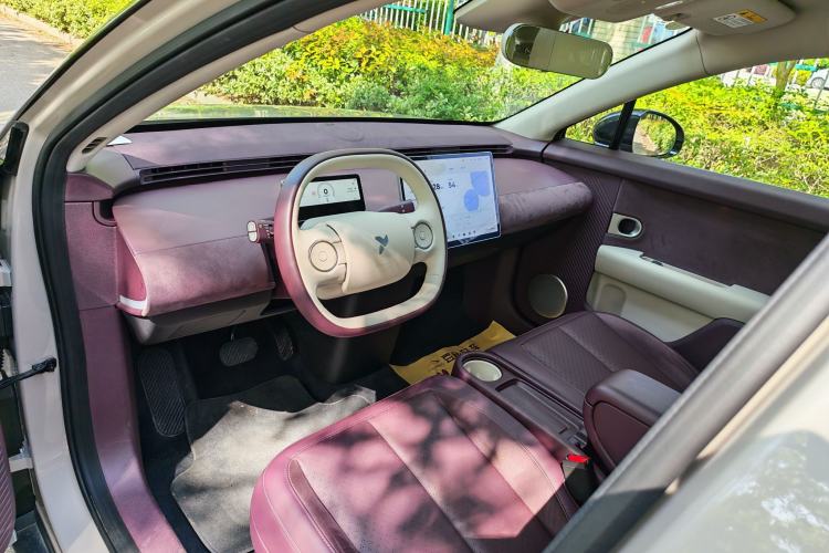Used firefly 2025 Illuminated Edition Interior 5
