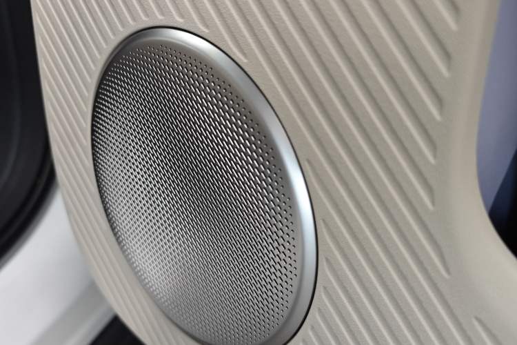 Used firefly 2025 Free Edition Interior 8