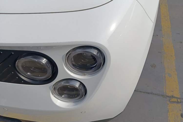 Used firefly 2025 Illuminated Edition Left Front Headlight