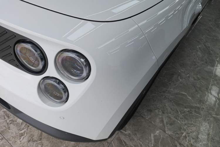 Used firefly 2025 Illuminated Edition Left Front Headlight