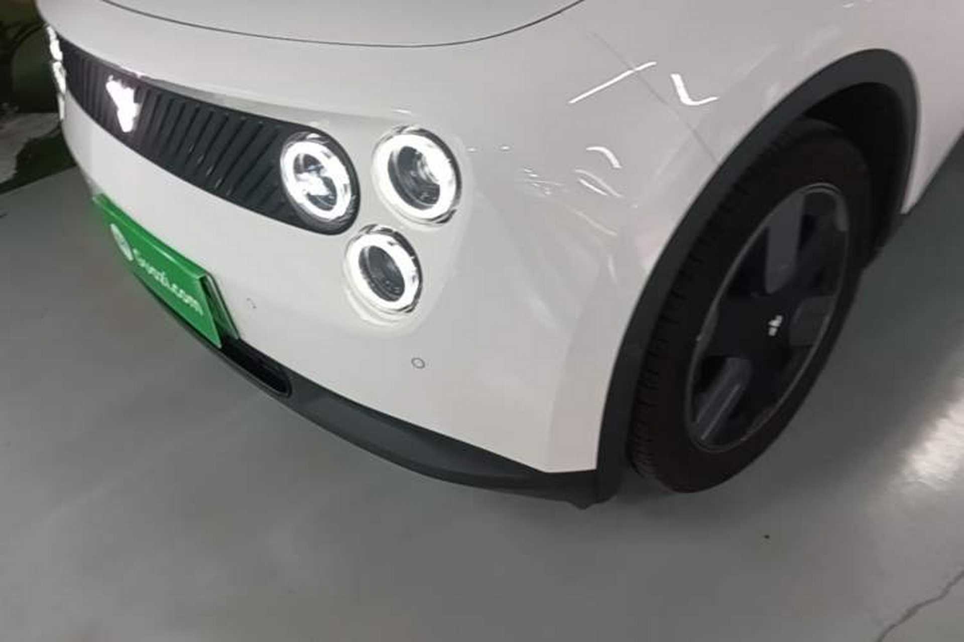 Used firefly 2025 Illuminated Edition Left Front Headlight
