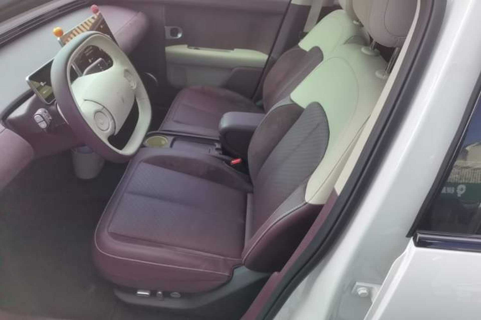 Used firefly 2025 Illuminated Edition Left Front Seat