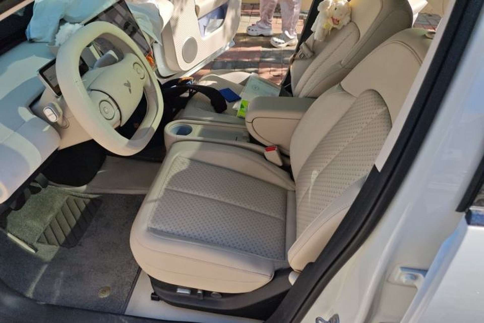 Used firefly 2025 Illuminated Edition Left Front Seat