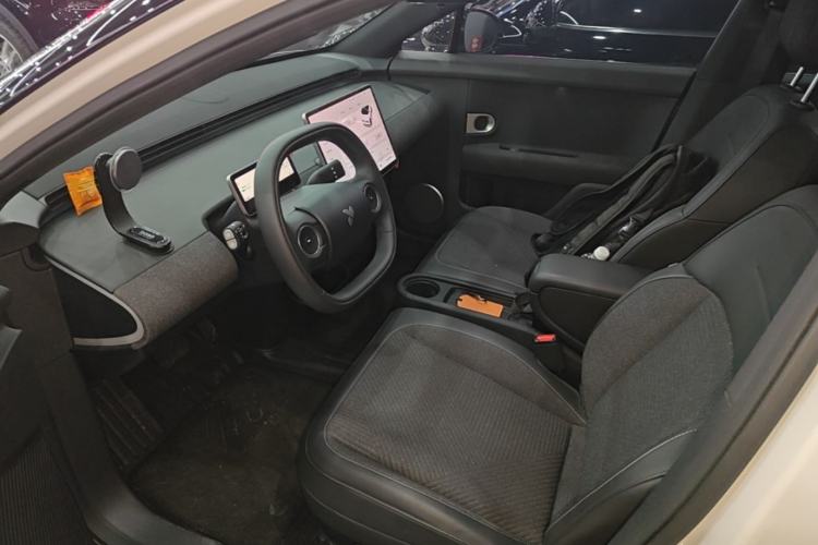 Used firefly 2025 Free Edition Left Front Seat