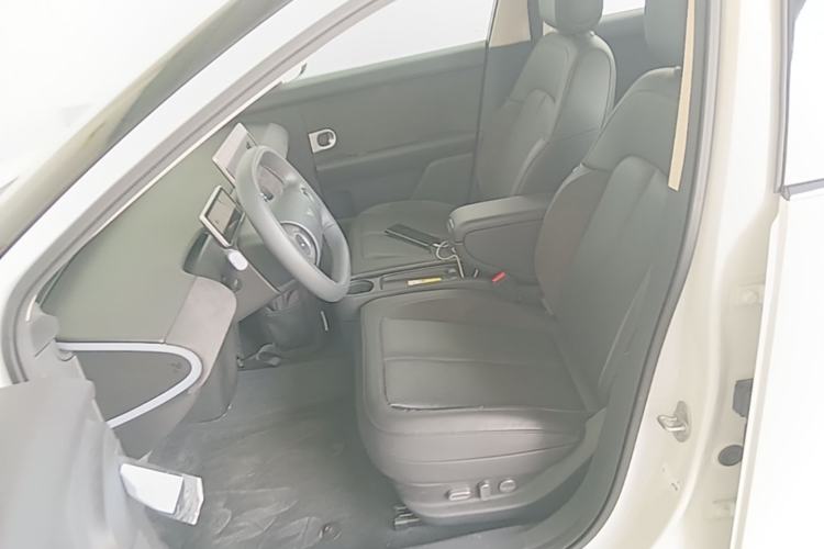 Used firefly 2025 Illuminated Edition Left Front Seat