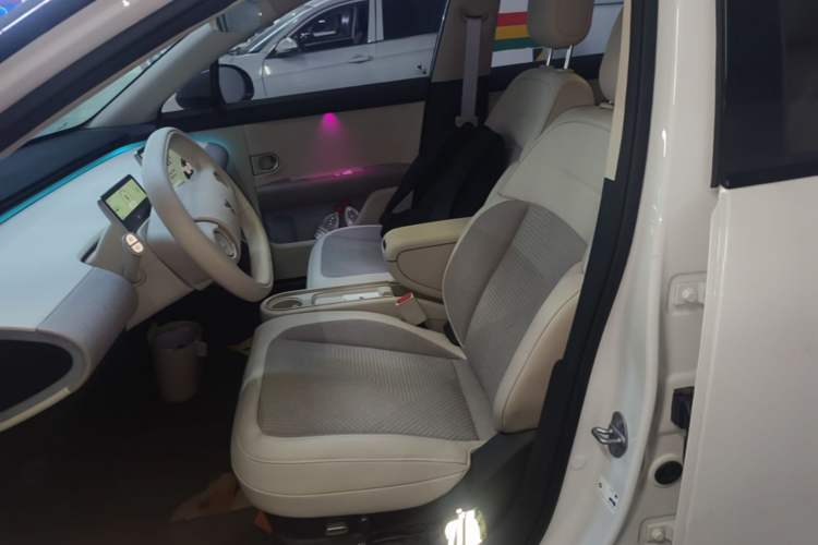 Used firefly 2025 Free Edition Left Front Seat