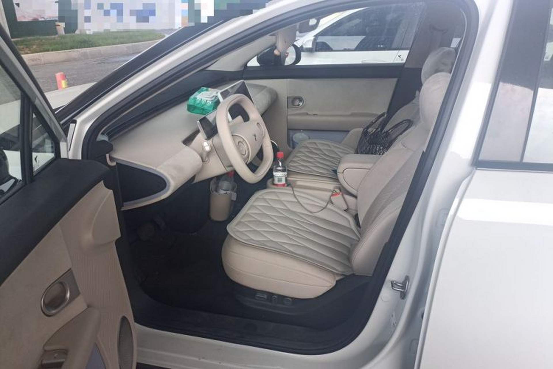 Used firefly 2025 Illuminated Edition Left Front Seat