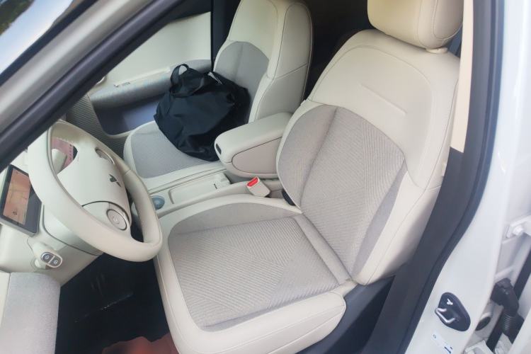 Used firefly 2025 Free Edition Left Front Seat